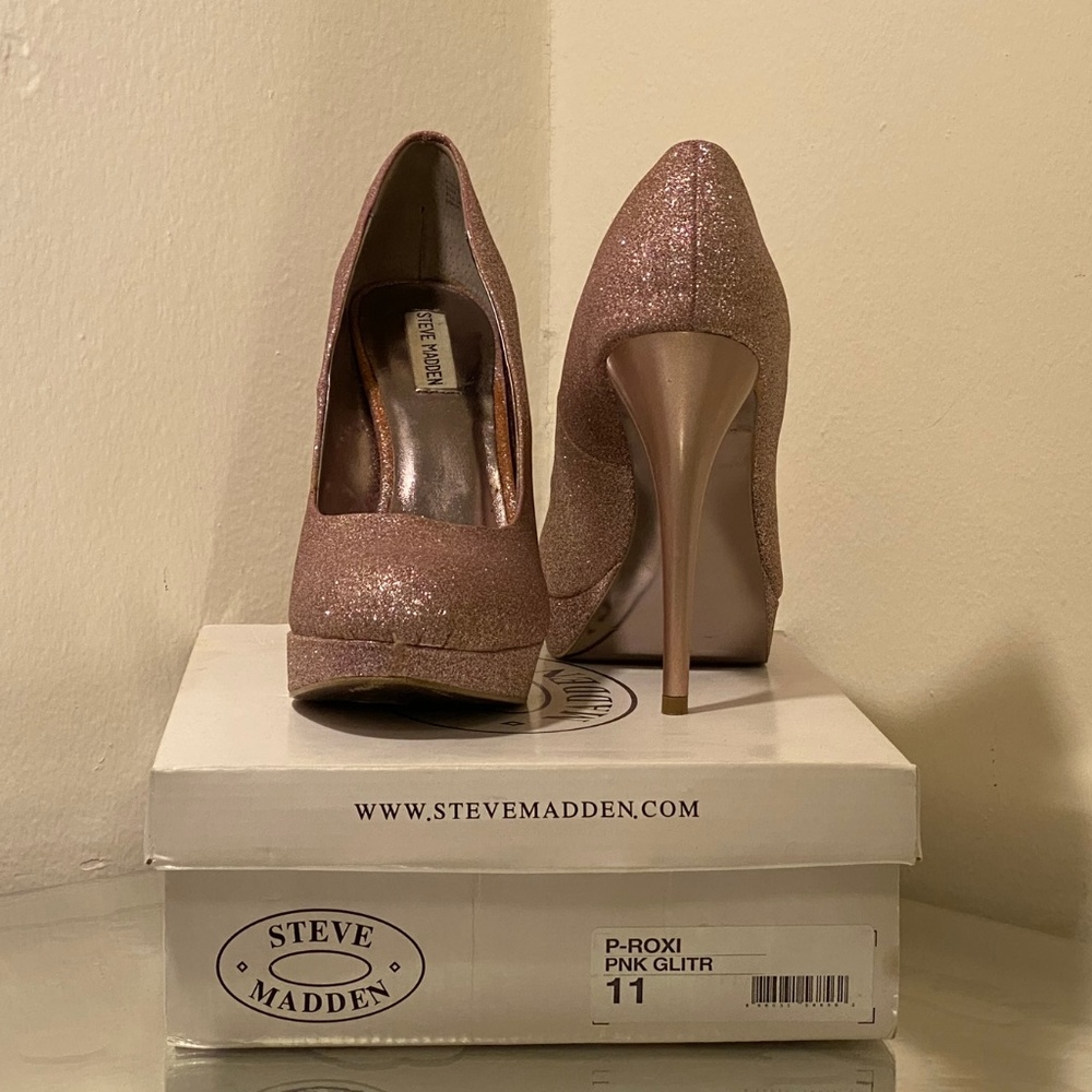 Steve Madden "Roxi" pink glitter heels-size 11